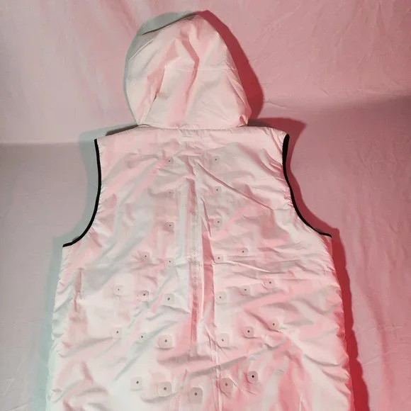 Nike White Sporty Vest Lightweight Water-Resistant - Picture 4 of 5